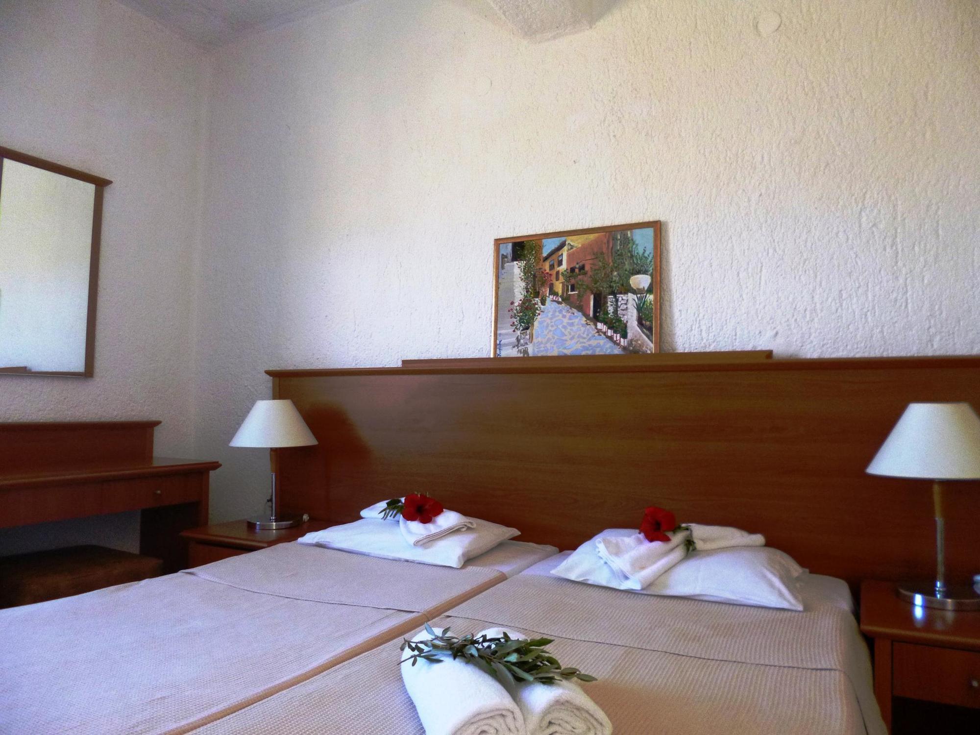 Elounda Olive Garden Apts & Studios Ngoại thất bức ảnh