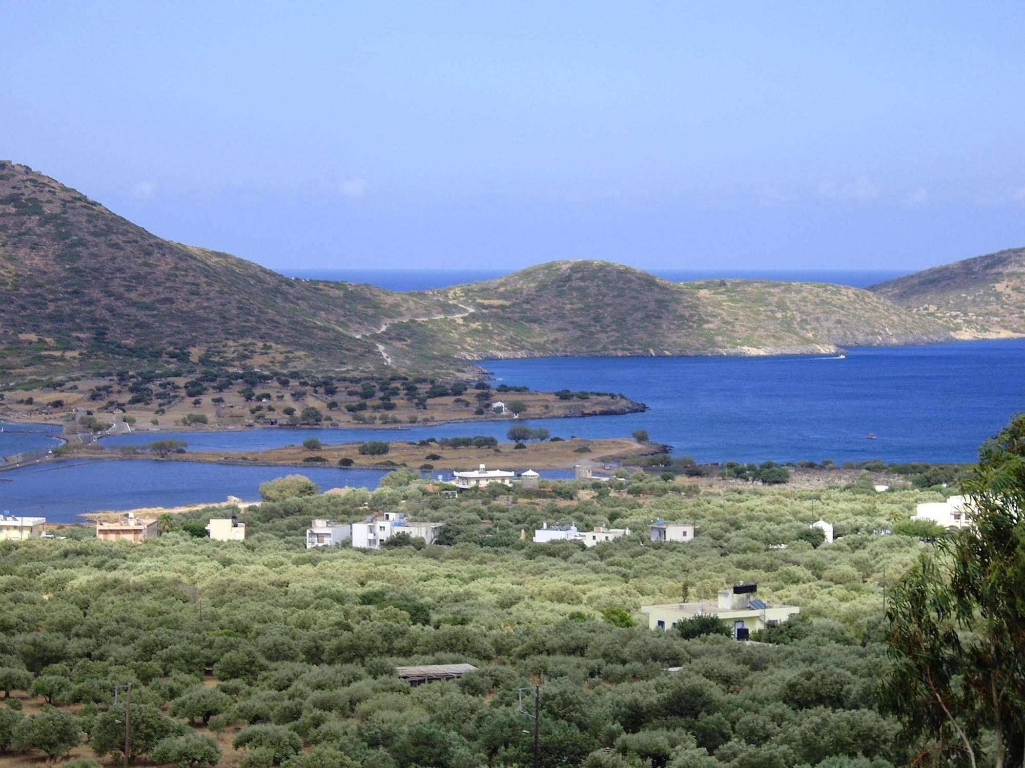 Elounda Olive Garden Apts & Studios Ngoại thất bức ảnh